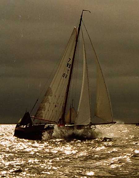 Toen zeilde Theo Potma nog met de VB7,en vaak verdienstelijk.